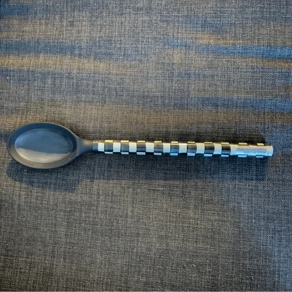 items around the house…kitchen - Picture 2 of 13